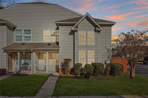 109 Buttonwood LN Yorktown VA 23693