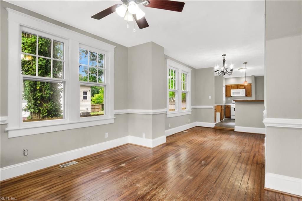 252 Constitution AVE