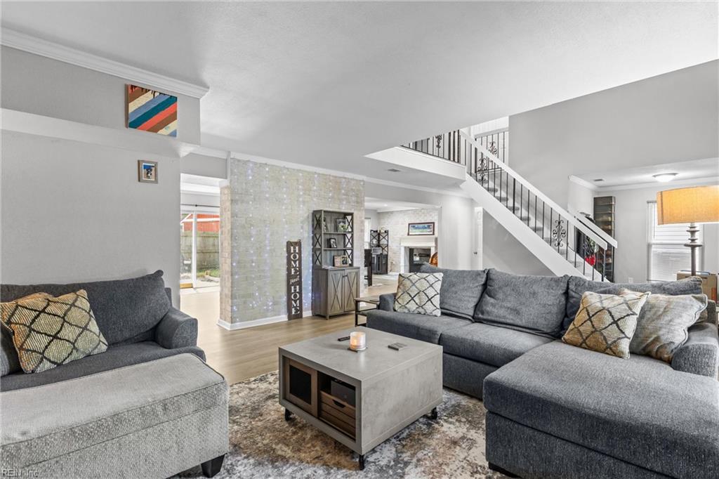 4021 Foxwood DR