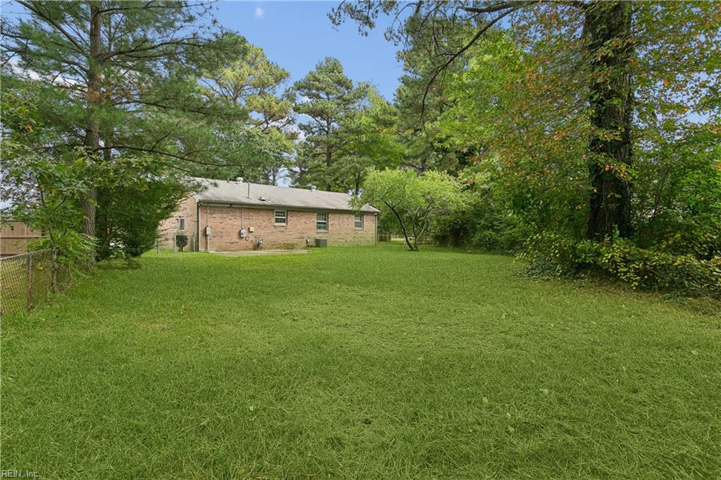 421 Palace CT