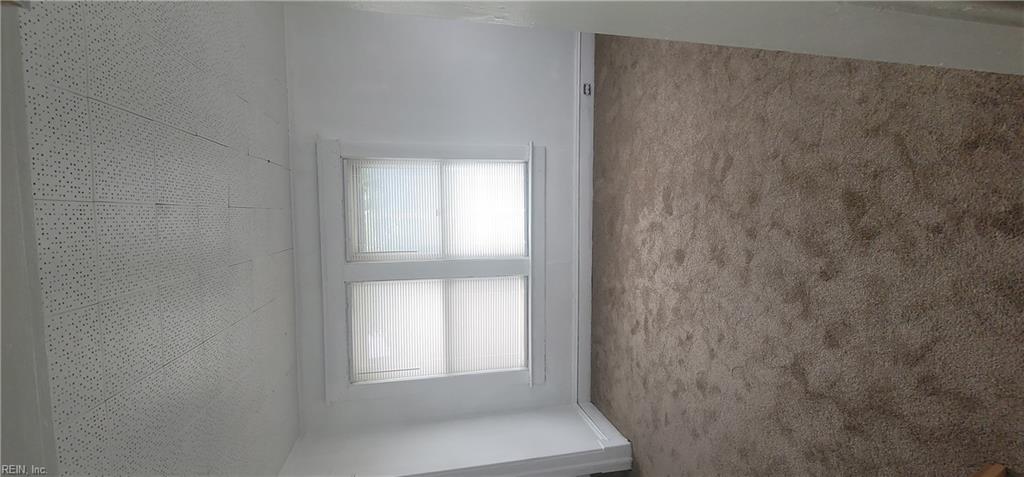 5010 Princess Anne RD E