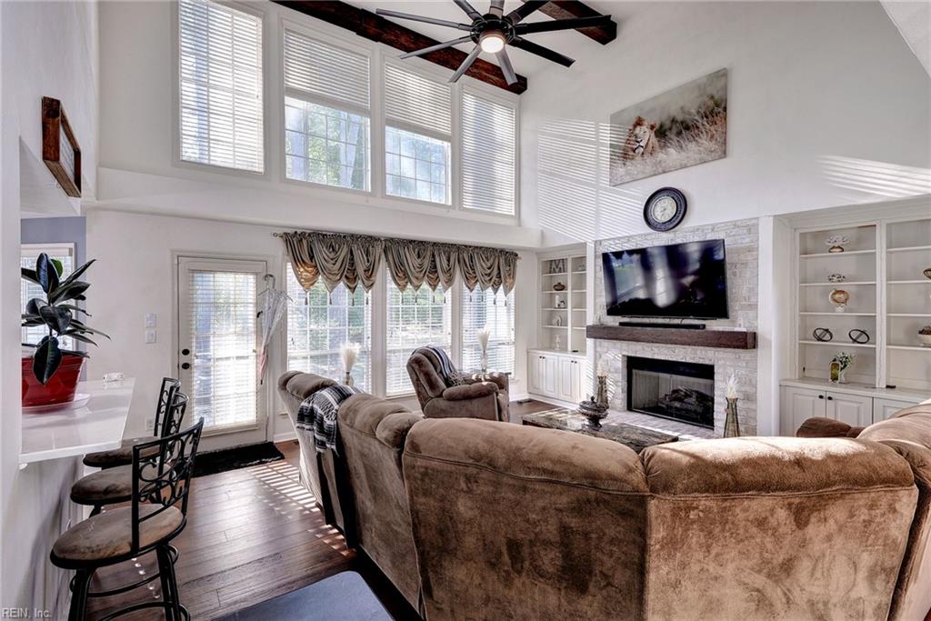 272 Grandville ARCH