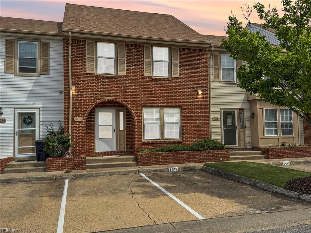 3612 Essex Pond QUAY