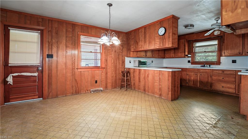 4649 Backwoods RD