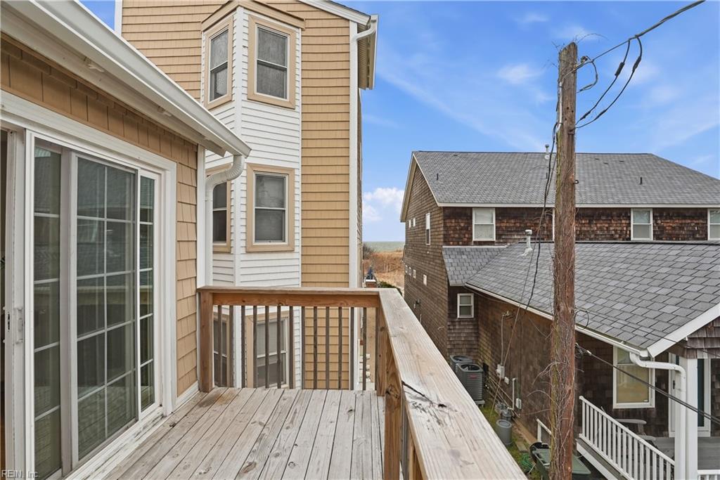 1634 E Ocean View AVE 2E