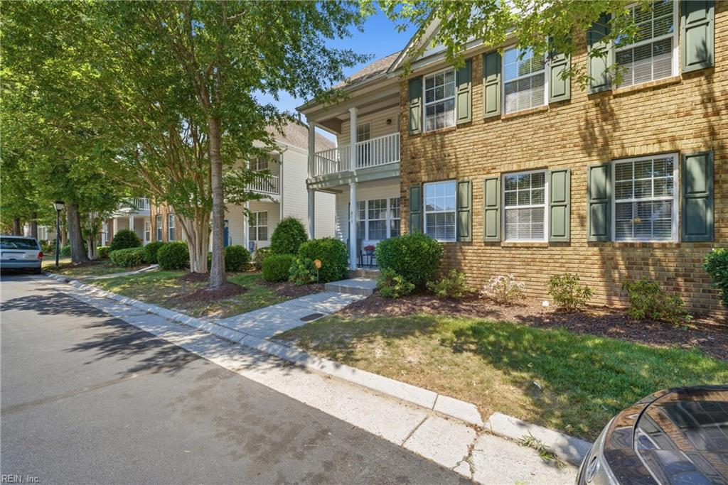 813 Brittlebank DR