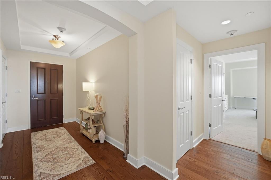 4545 Commerce ST 2501