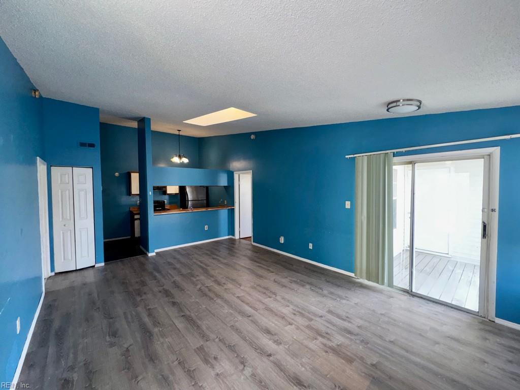 643 Crows Nest CT 201