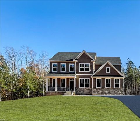 6304 Fawncrest LN Williamsburg VA 23188