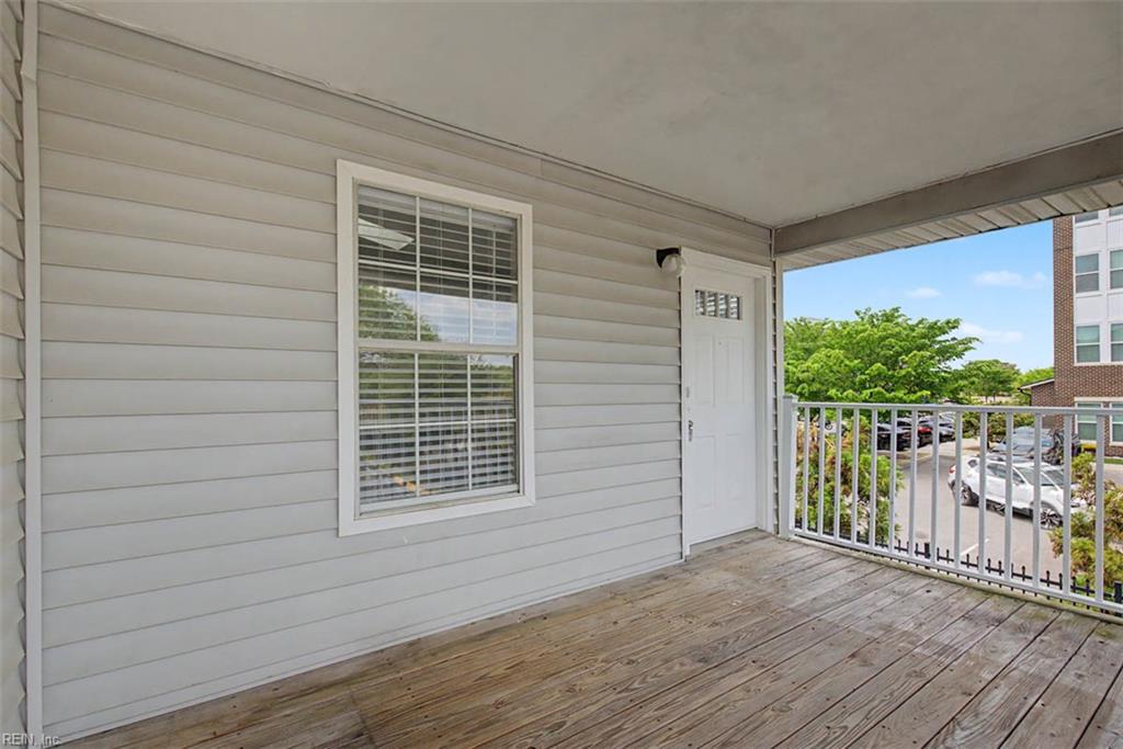 5622 Summit ARCH