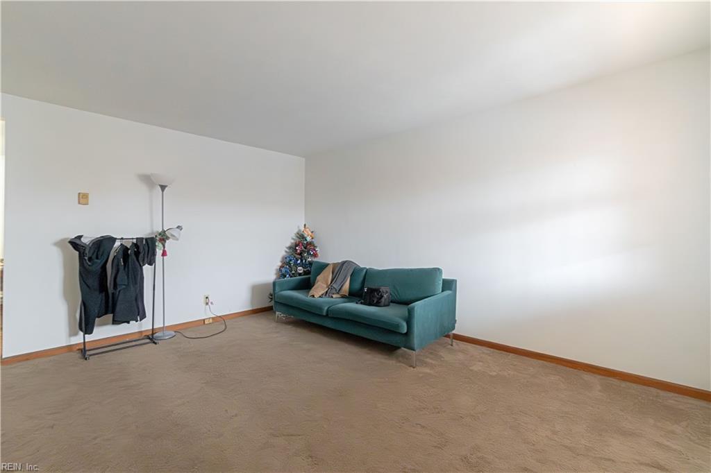 1211 W Ocean View AVE