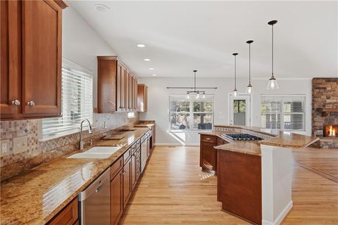 904 Corrente LN Virginia Beach VA 23456