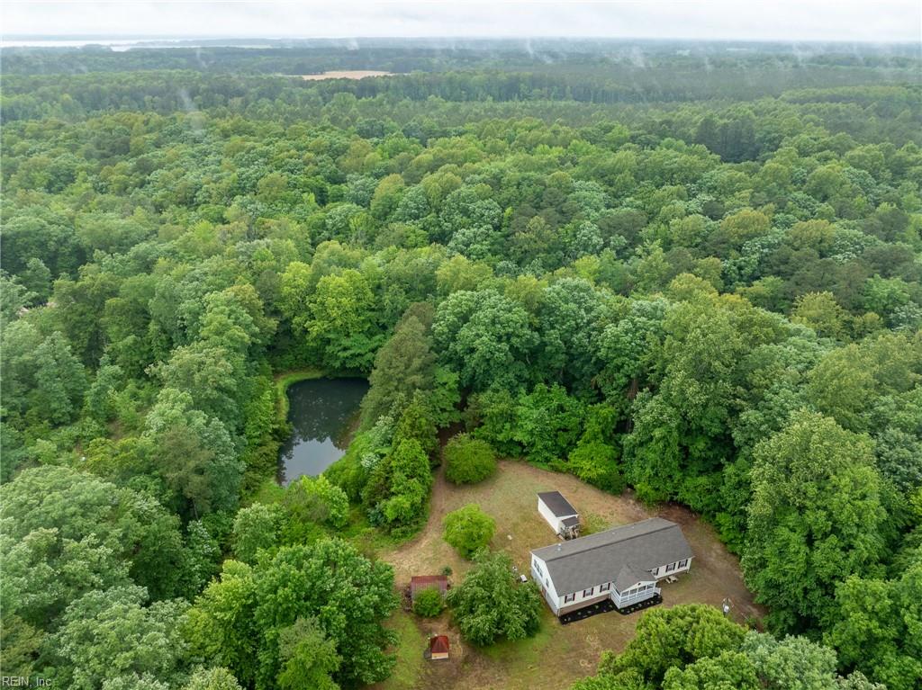 3154 Pond LN