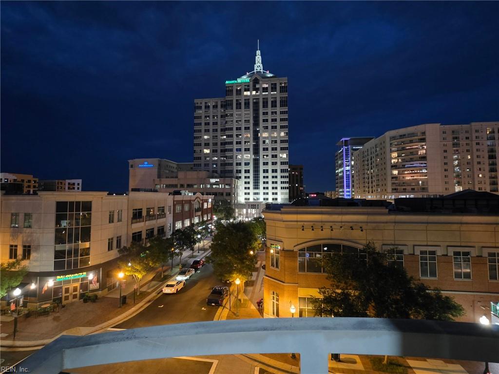 221 Market ST 439