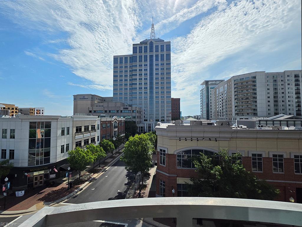 221 Market ST 439