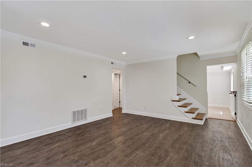 3100 Ashaway RD