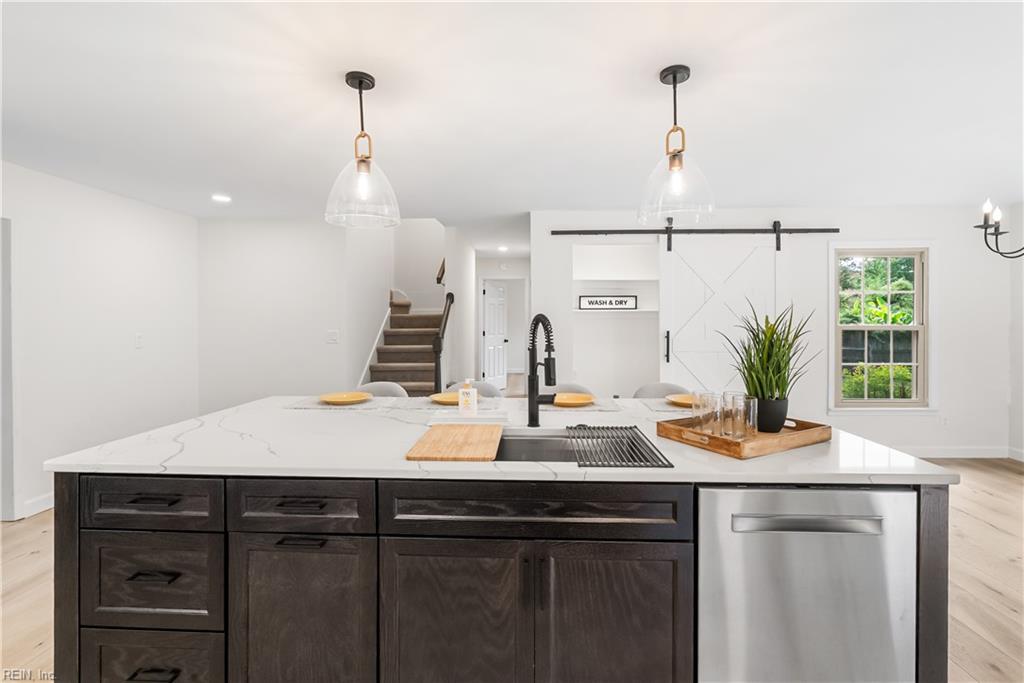 913 Sonora CT