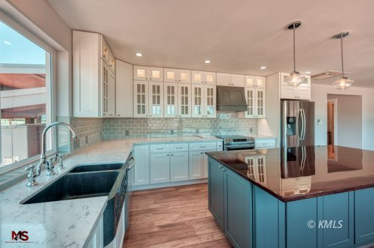 Kanab, Utah 84741, United States, 5 Bedrooms Bedrooms, ,3 BathroomsBathrooms,Residential,Pending,45227