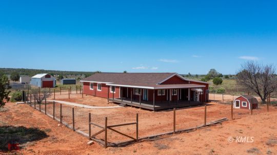 Kanab, Utah 84741, United States, 5 Bedrooms Bedrooms, ,3 BathroomsBathrooms,Residential,Pending,45227