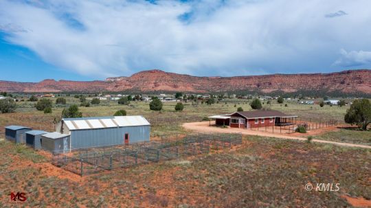 Kanab, Utah 84741, United States, 5 Bedrooms Bedrooms, ,3 BathroomsBathrooms,Residential,Pending,45227