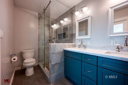 Kanab, Utah 84741, United States, 5 Bedrooms Bedrooms, ,3 BathroomsBathrooms,Residential,Pending,45227