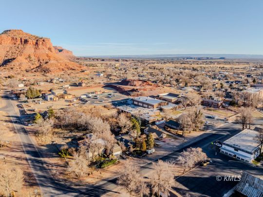 Kanab, Utah 84741, United States, 3 Bedrooms Bedrooms, ,1 BathroomBathrooms,Residential,Pending,17804