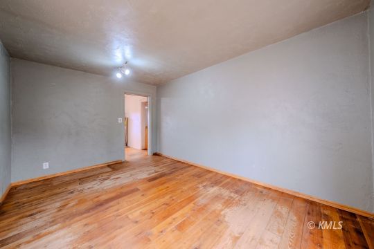 Kanab, Utah 84741, United States, 3 Bedrooms Bedrooms, ,1 BathroomBathrooms,Residential,Pending,17804