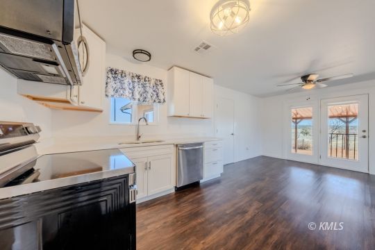 Kanab, Utah 84741, United States, 5 Bedrooms Bedrooms, ,2 BathroomsBathrooms,Residential,Active,53130