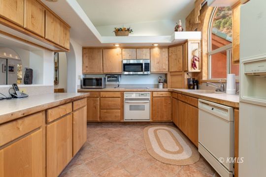 Kanab, Utah 84741, United States, 2 Bedrooms Bedrooms, ,2 BathroomsBathrooms,Residential,Active,244962