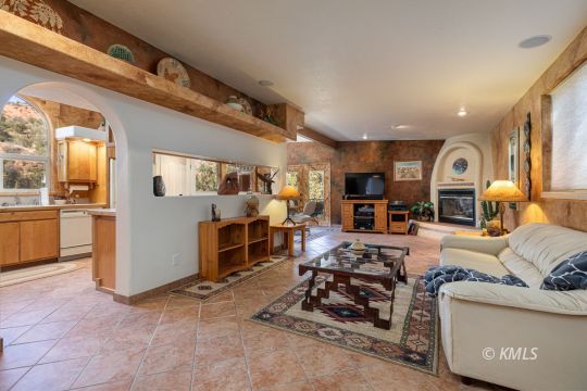 Kanab, Utah 84741, United States, 2 Bedrooms Bedrooms, ,2 BathroomsBathrooms,Residential,Active,244962