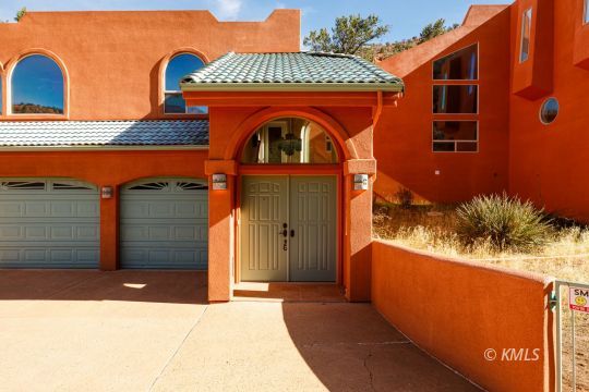 Kanab, Utah 84741, United States, 2 Bedrooms Bedrooms, ,2 BathroomsBathrooms,Residential,Active,244962
