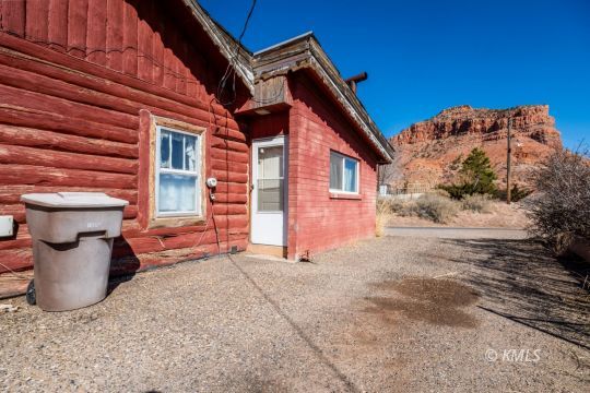 Kanab, Utah 84741, United States, 2 Bedrooms Bedrooms, ,1 BathroomBathrooms,Residential,Active,79271