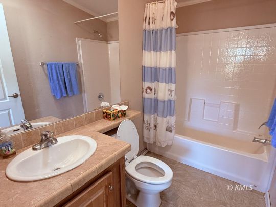 Kanab, Utah 84741, United States, 3 Bedrooms Bedrooms, ,2 BathroomsBathrooms,Residential,Active,243110