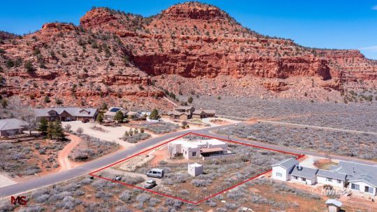 Kanab, Utah 84741, United States, 3 Bedrooms Bedrooms, ,2 BathroomsBathrooms,Residential,Active,42735