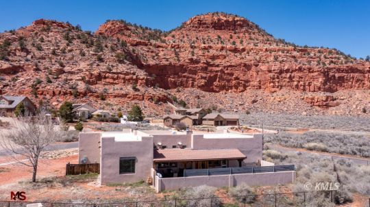 Kanab, Utah 84741, United States, 3 Bedrooms Bedrooms, ,2 BathroomsBathrooms,Residential,Active,42735