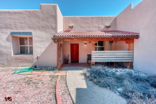 Kanab, Utah 84741, United States, 3 Bedrooms Bedrooms, ,2 BathroomsBathrooms,Residential,Active,42735