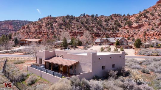 Kanab, Utah 84741, United States, 3 Bedrooms Bedrooms, ,2 BathroomsBathrooms,Residential,Active,42735