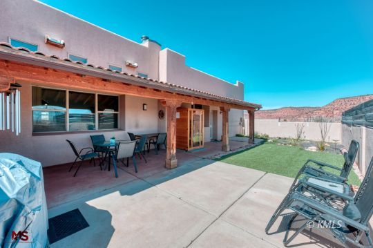 Kanab, Utah 84741, United States, 3 Bedrooms Bedrooms, ,2 BathroomsBathrooms,Residential,Active,42735