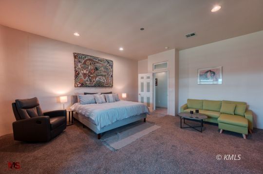 Kanab, Utah 84741, United States, 3 Bedrooms Bedrooms, ,2 BathroomsBathrooms,Residential,Active,42735