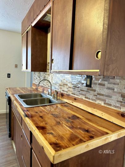 Glendale, Utah 84729, United States, 3 Bedrooms Bedrooms, ,2 BathroomsBathrooms,Residential,Pending,23635