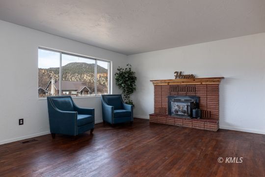 Glendale, Utah 84729, United States, 3 Bedrooms Bedrooms, ,2 BathroomsBathrooms,Residential,Pending,23635