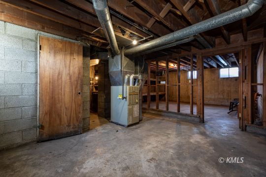 Glendale, Utah 84729, United States, 3 Bedrooms Bedrooms, ,2 BathroomsBathrooms,Residential,Pending,23635