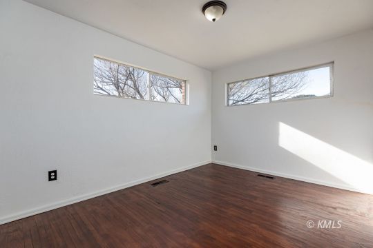 Glendale, Utah 84729, United States, 3 Bedrooms Bedrooms, ,2 BathroomsBathrooms,Residential,Pending,23635