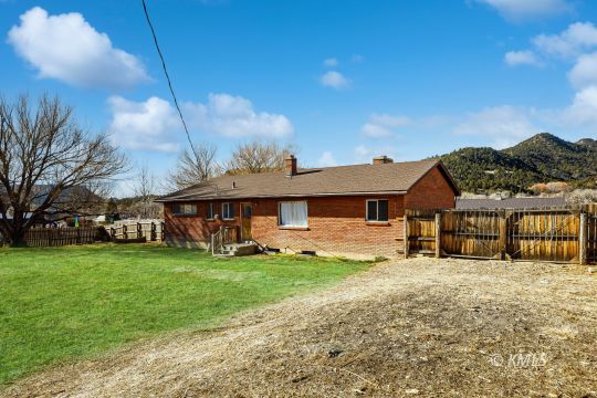 Glendale, Utah 84729, United States, 3 Bedrooms Bedrooms, ,2 BathroomsBathrooms,Residential,Pending,23635