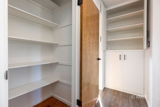 Glendale, Utah 84729, United States, 3 Bedrooms Bedrooms, ,2 BathroomsBathrooms,Residential,Pending,23635