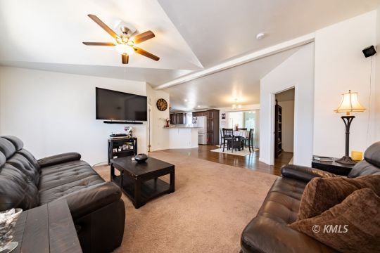 Kanab, Utah 84741, United States, 3 Bedrooms Bedrooms, ,2 BathroomsBathrooms,Residential,Active,22602