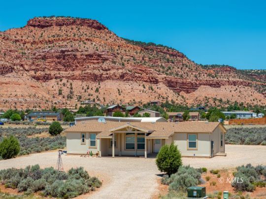 Kanab, Utah 84741, United States, 3 Bedrooms Bedrooms, ,2 BathroomsBathrooms,Residential,Active,22602