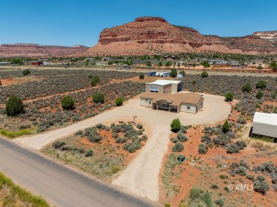 Kanab, Utah 84741, United States, 3 Bedrooms Bedrooms, ,2 BathroomsBathrooms,Residential,Active,22602