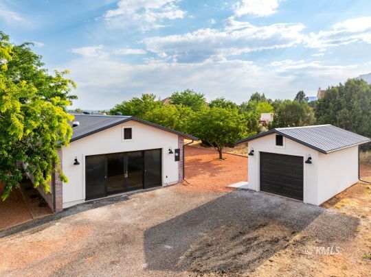 Kanab, Utah 84741, United States, 4 Bedrooms Bedrooms, ,3 BathroomsBathrooms,Residential,Active,51956
