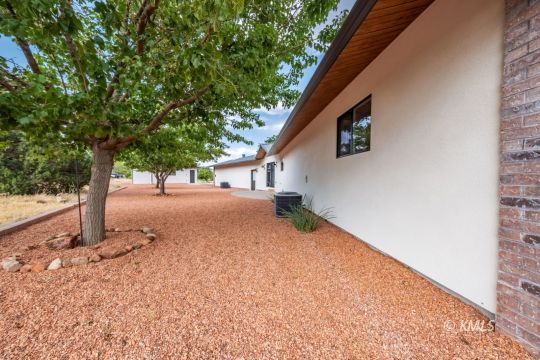 Kanab, Utah 84741, United States, 4 Bedrooms Bedrooms, ,3 BathroomsBathrooms,Residential,Active,51956